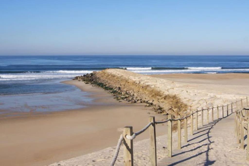 Casa De Praia Acolhedora/ Cosy Beach House Marinha das Ondas Luaran gambar